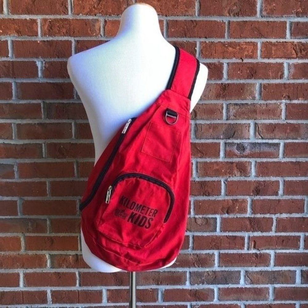Atlanta Track Club Kilometer‎ Kids Sling Bag - 2